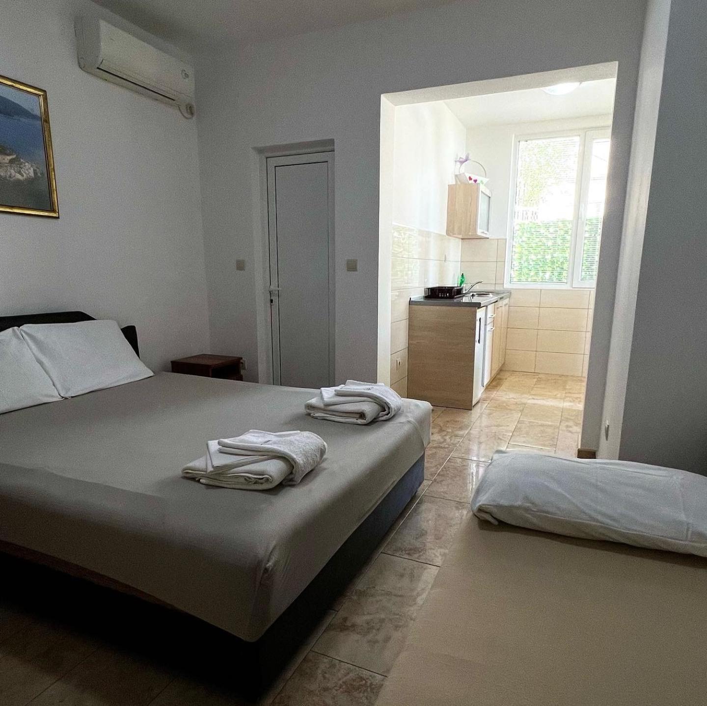 Apartmani Luksic Сутоморе Екстериор снимка
