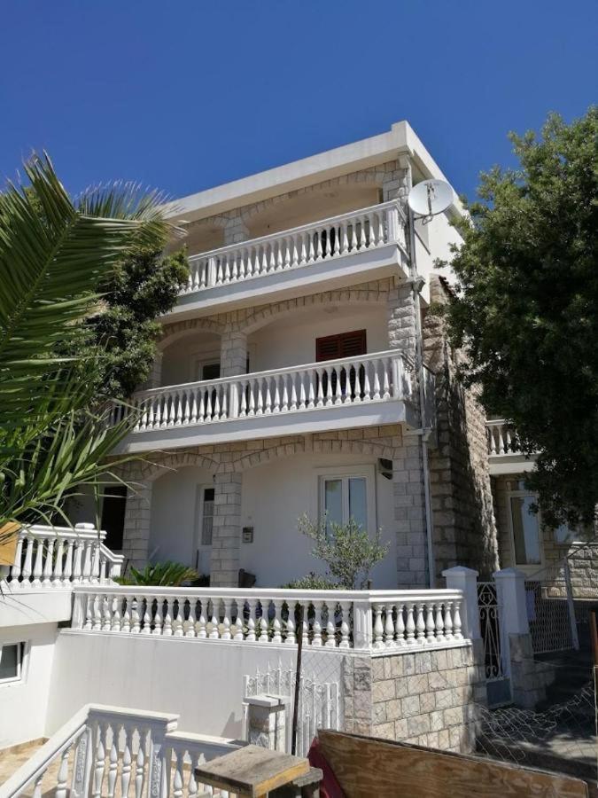 Apartmani Luksic Сутоморе Екстериор снимка
